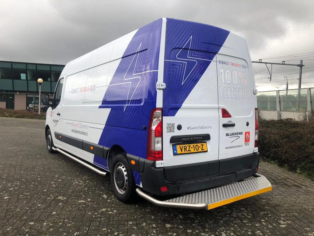 Renault Master E-Tech L3H2 52 kWh met post inrichting