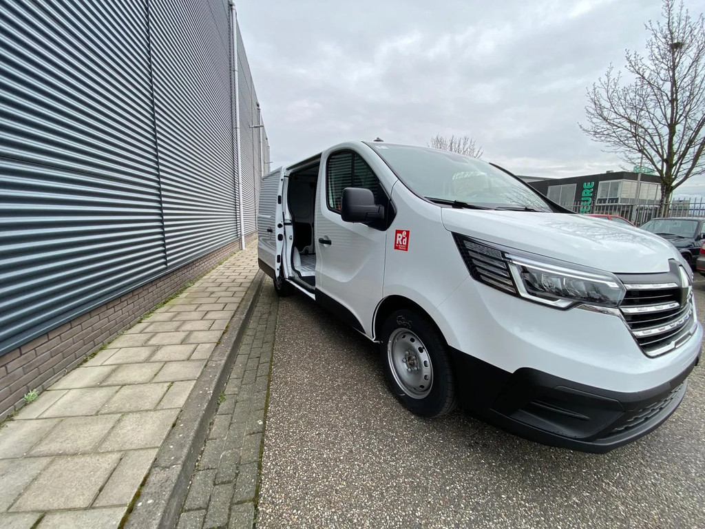 Renault Trafic RED Edition L1H1 150pk wit