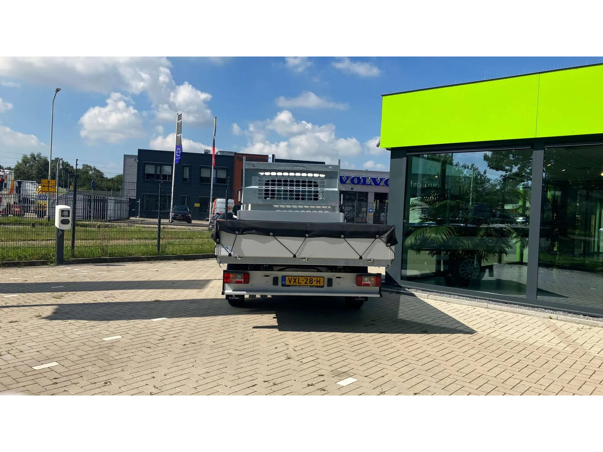 Maxus eDeliver 9 L3 65 kWh met OPEN LAADBAK