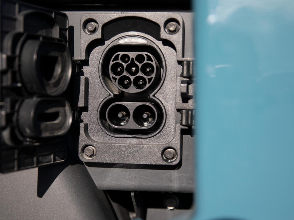 Bluekenstruckenbus-Renault-D-E-Tech-Demo-charging plus Bluekenstruckenbus-Renault-D-E-Tech-Demo-charging plus