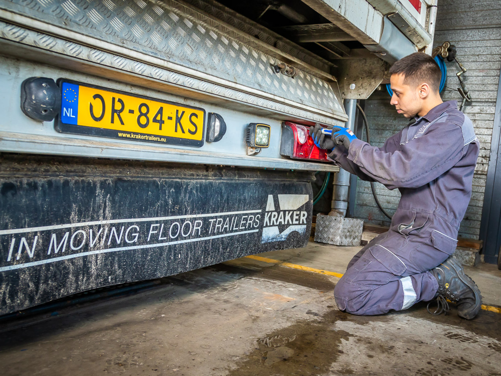 Bluekens-low-opbouw-trailerservice-025 Bluekens-low-opbouw-trailerservice-025