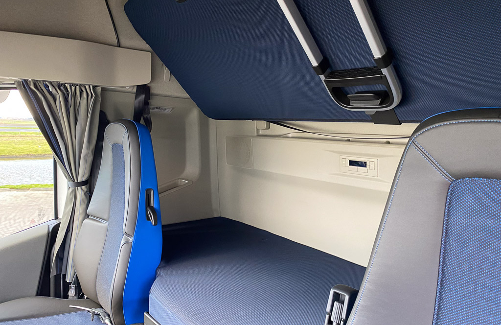 IMG_1929 2 IMG_1929 2