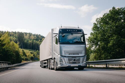 Volvo FH Aero[7]
