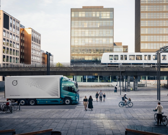 Volvo Trucks behaalt opnieuw maximale score bij Euro NCAP-test 3 Volvo Trucks behaalt opnieuw maximale score bij Euro NCAP-test 3