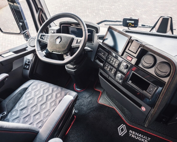 T High Exclusive 6 T High Exclusive 6