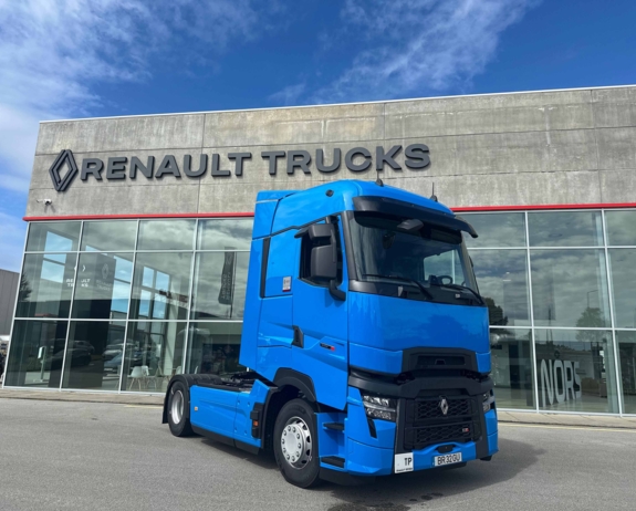 MillionTh truck Renault Trucks T_TJA Portugal 2025 LR MillionTh truck Renault Trucks T_TJA Portugal 2025 LR