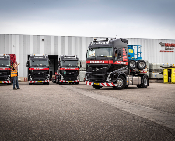 Bluekens_Mammoet_Road_Cargo_Oudenbosch-009 Bluekens_Mammoet_Road_Cargo_Oudenbosch-009