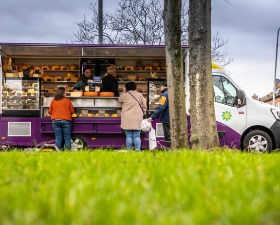 Bluekens-Truck-en-Bus-Breda-Kaasdrager-07 Bluekens-Truck-en-Bus-Breda-Kaasdrager-07