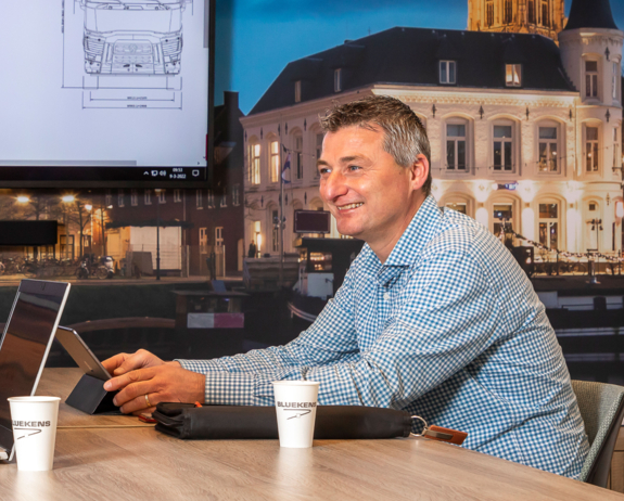 Bluekens-Truck-en-Bus-Renault-Trucks-T-High-Artikel-6 Bluekens-Truck-en-Bus-Renault-Trucks-T-High-Artikel-6