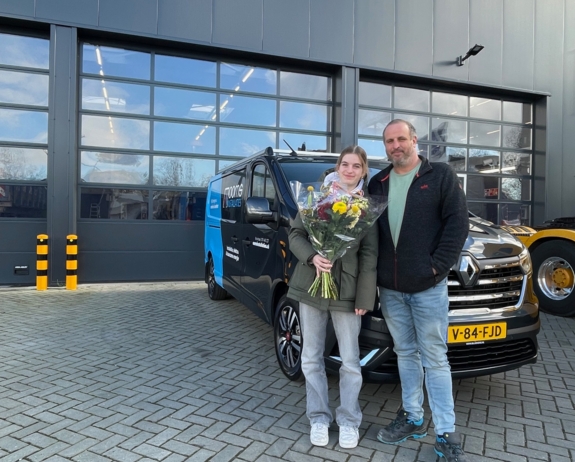 Ooms Installaties Renault Trafic E-Tech bedrijfswagen Ooms Installaties Renault Trafic E-Tech bedrijfswagen