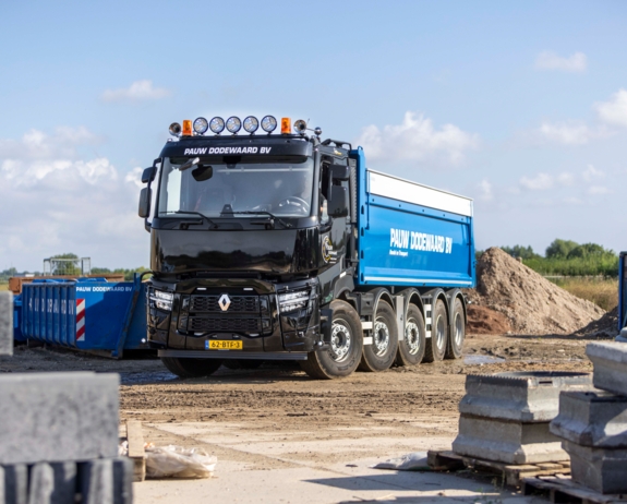 Renault Trucks C 10x4 Pauw -32-LR Renault Trucks C 10x4 Pauw -32-LR