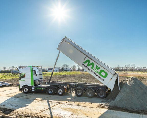 Bluekens-Truck-en-Bus-Martens-en-van-Oord-Oosterhout-2 Bluekens-Truck-en-Bus-Martens-en-van-Oord-Oosterhout-2