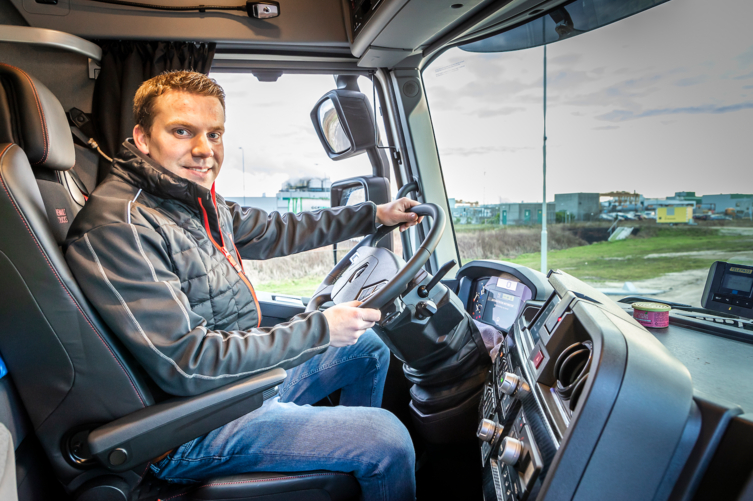 bluekens_renault_t_v_Gils_Transport_Moerdijk-3 bluekens_renault_t_v_Gils_Transport_Moerdijk-3