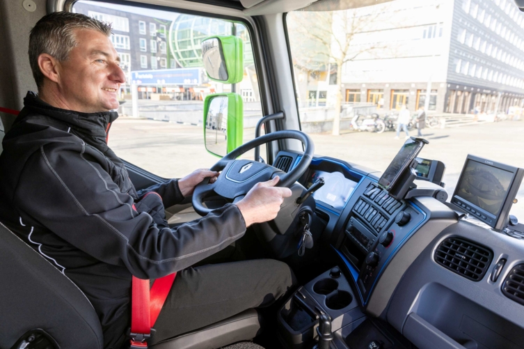 Bluekens-Truck-en-Bus-Elst-Transport-D-E-Tech-8 Bluekens-Truck-en-Bus-Elst-Transport-D-E-Tech-8