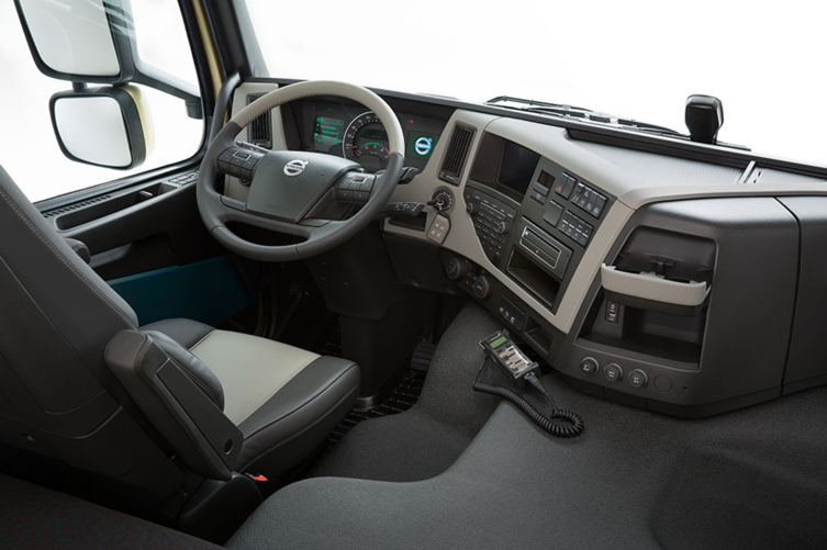 Bluekens-Volvo-FM-2017-011 Bluekens-Volvo-FM-2017-011