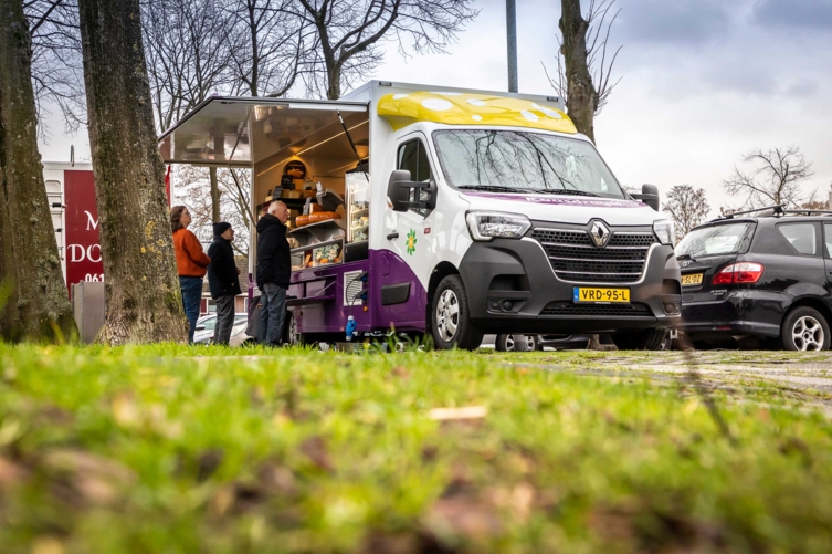 Bluekens-Truck-en-Bus-Breda-Kaasdrager-04 Bluekens-Truck-en-Bus-Breda-Kaasdrager-04