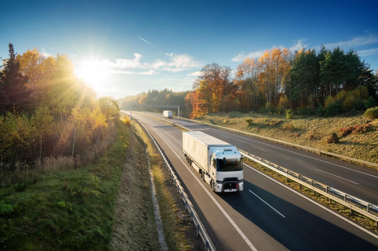 Bluekens-Truck-en-Bus-Reanult-Trucks-camera
