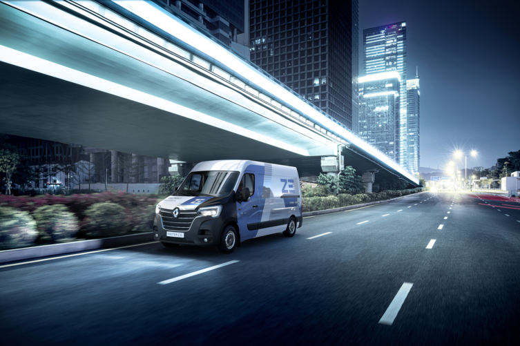 Bluekens-Renault-Master-ZE-001 Bluekens-Renault-Master-ZE-001