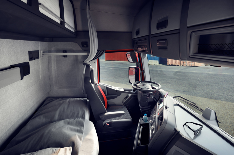 Renault Trucks T en T High cabine met bed