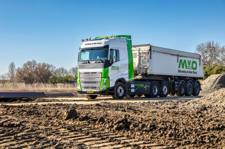 Bluekens-Truck-en-Bus-Martens-en-Van-Oord-4 Bluekens-Truck-en-Bus-Martens-en-Van-Oord-4