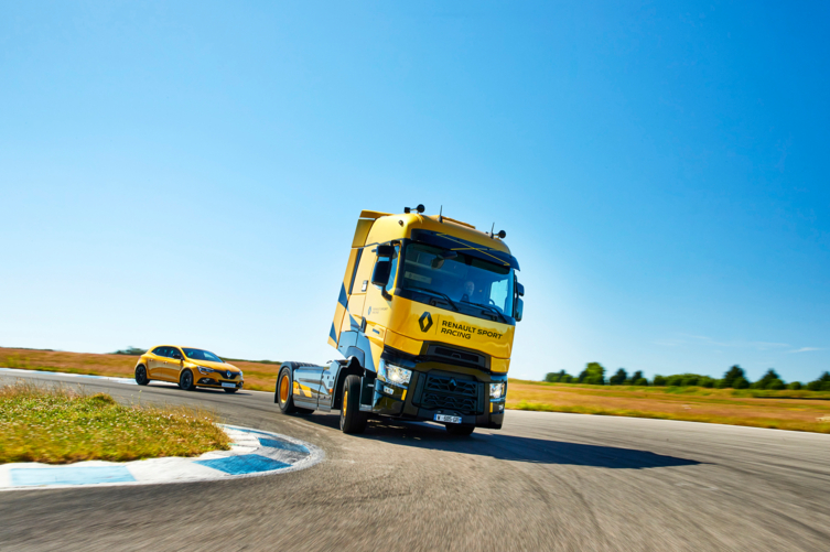 Bluekens-Renault-Trucks-T-F120180626_0002 Bluekens-Renault-Trucks-T-F120180626_0002