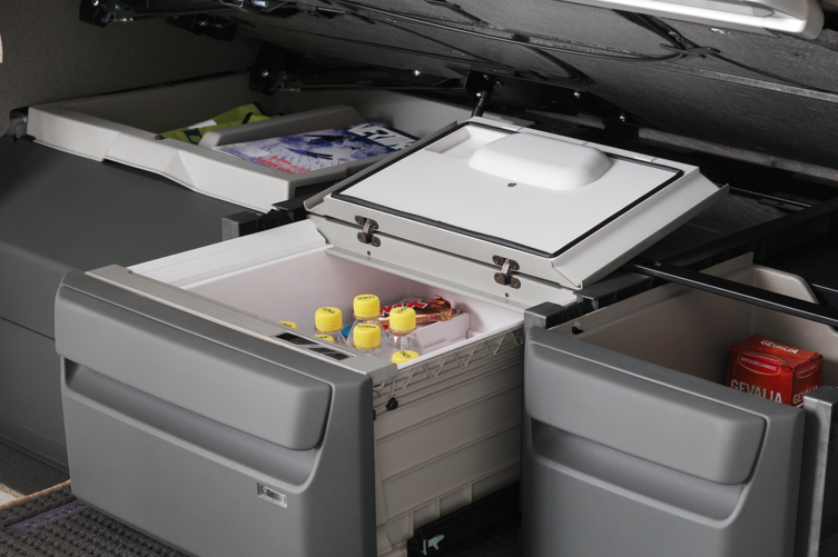 volvo-fh-accessories-koelkast-in-la-onder-het-bed volvo-fh-accessories-koelkast-in-la-onder-het-bed