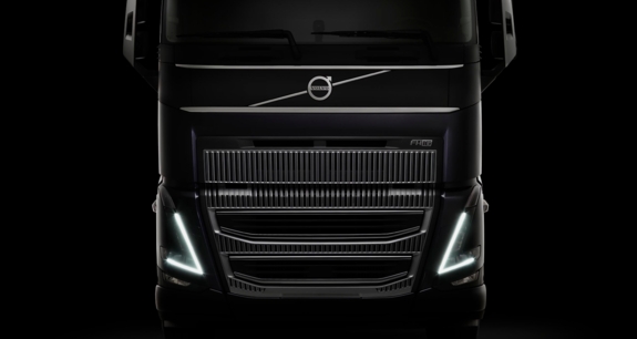 bluekens-volvo-fh16-donker-koplampen-aan bluekens-volvo-fh16-donker-koplampen-aan
