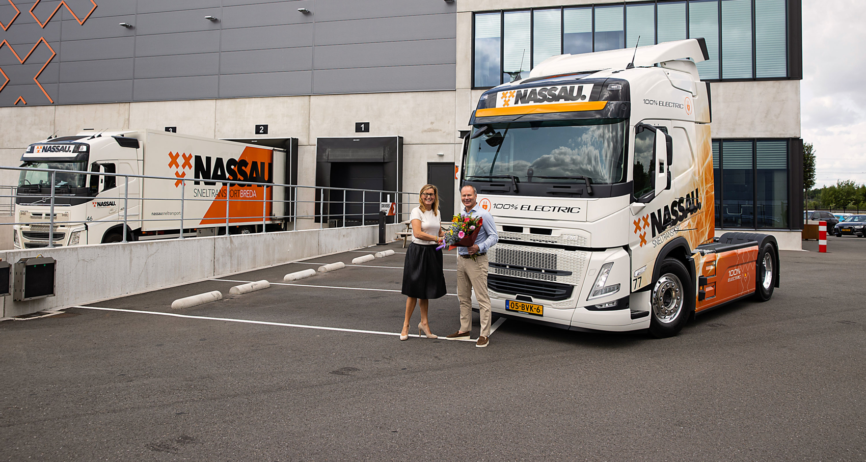 Bluekens-Truck-en-Bus-Nassau-Sneltransport-Eerste-Volvo-FM-Electric-3 Bluekens-Truck-en-Bus-Nassau-Sneltransport-Eerste-Volvo-FM-Electric-3