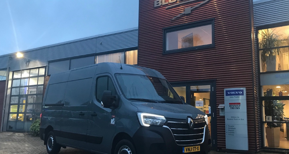 bakkerij-izmir-renault-master-fb-1 bakkerij-izmir-renault-master-fb-1