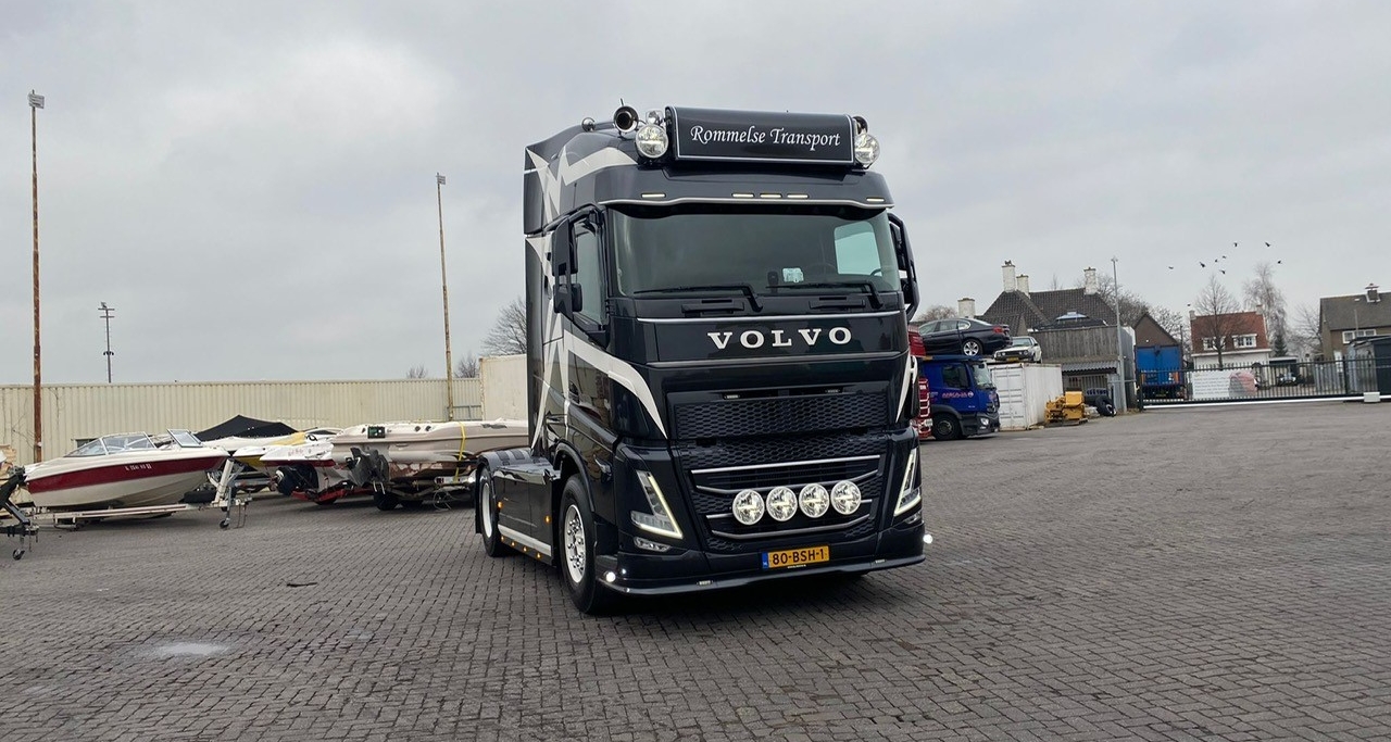 bluekens_rommelse_volvofh bluekens_rommelse_volvofh