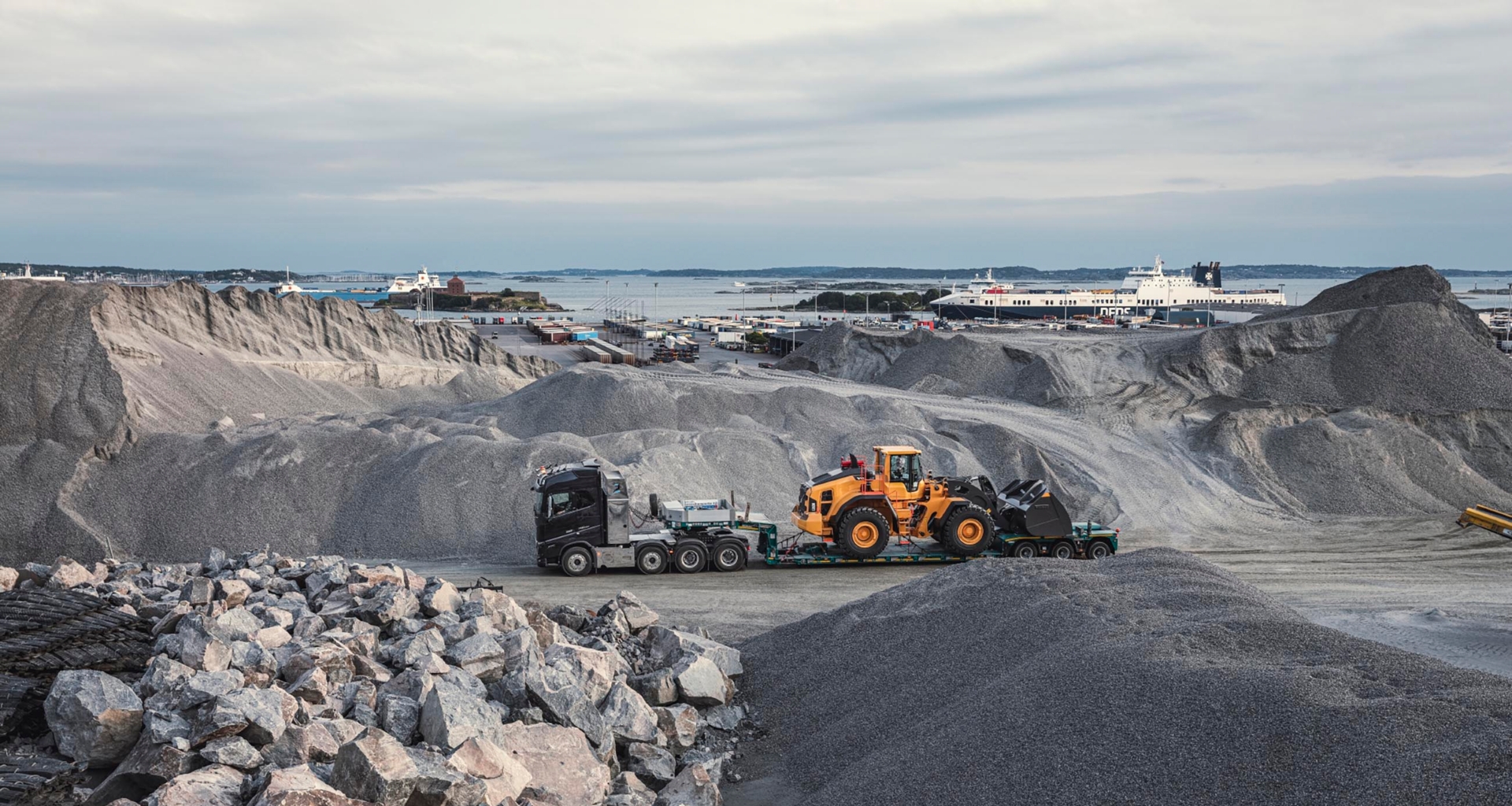 bluekens-volvo-fh16-zwaar-transport-3 bluekens-volvo-fh16-zwaar-transport-3