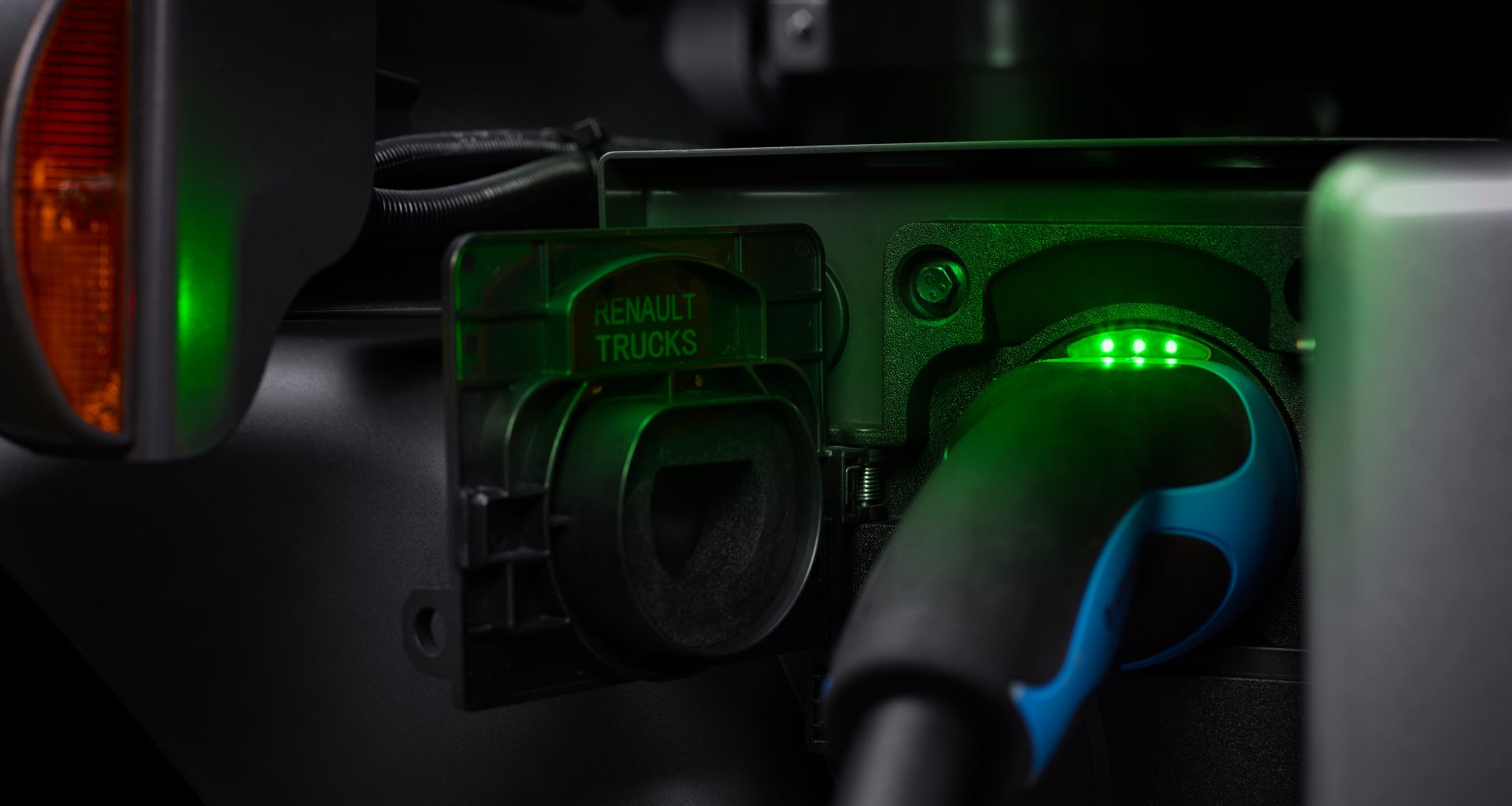 Bluekens-truck-en-bus-Renault-D-ZE-oplader Bluekens-truck-en-bus-Renault-D-ZE-oplader