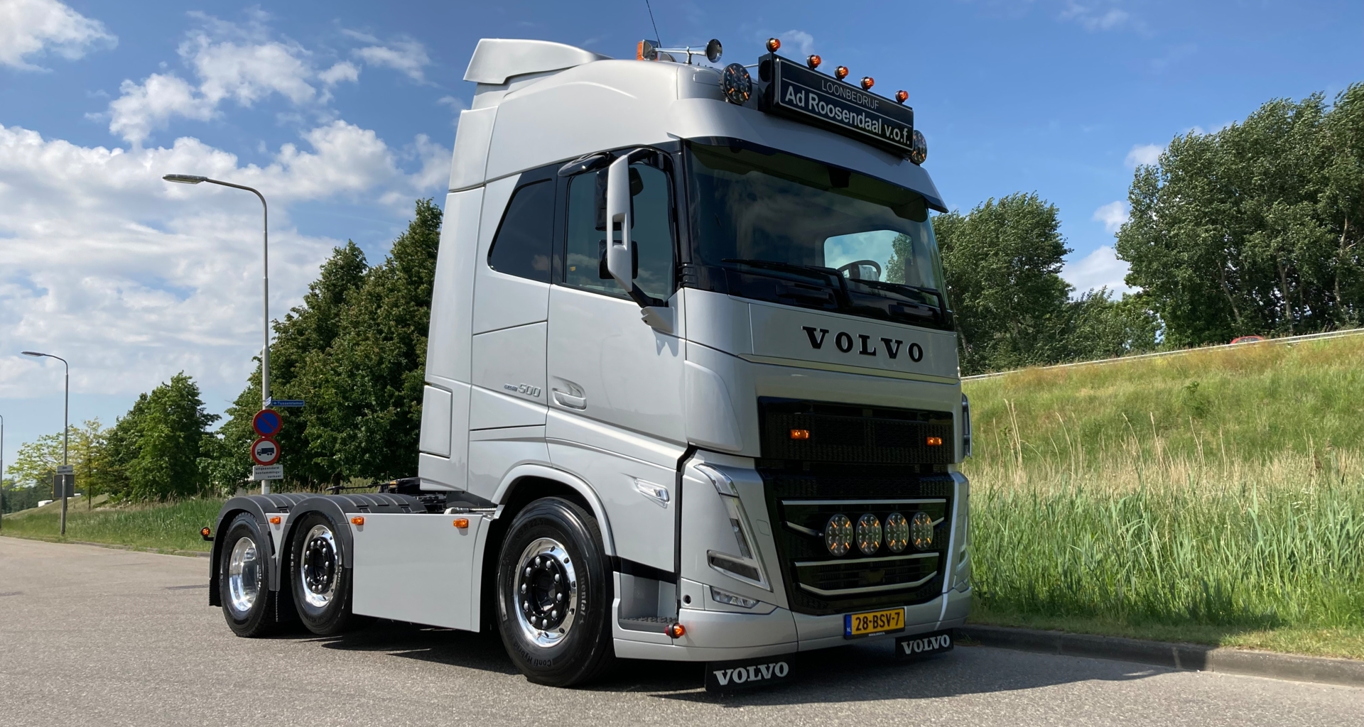bluekens-volvo-fh-loonbedrijf-ad-roosendaal bluekens-volvo-fh-loonbedrijf-ad-roosendaal