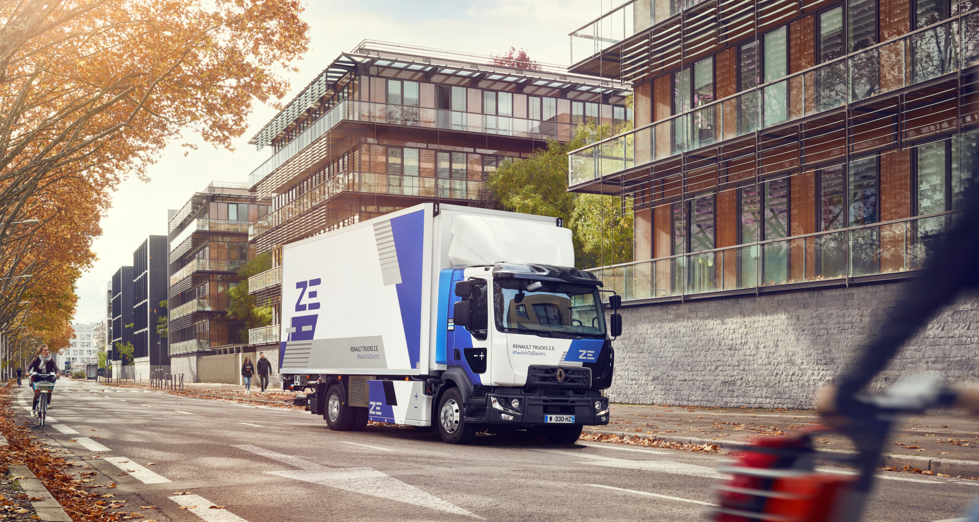 Bluekens-truck-en-bus-Renault-D-ZE-in-de-stad-2 Bluekens-truck-en-bus-Renault-D-ZE-in-de-stad-2