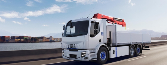 Renault-Trucks-E-Tech-D-Wide-highway
