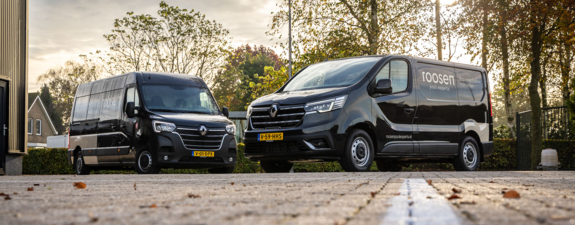 Roosen Pool Experts Renault Bedrijfswagens Roosen Pool Experts Renault Bedrijfswagens