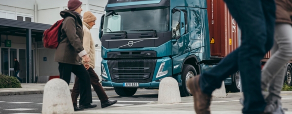bluekens-volvo-fm-op-weg-2 bluekens-volvo-fm-op-weg-2