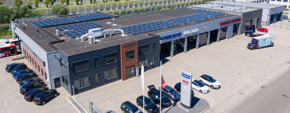 bluekens-zonnepanelen-2560.jpg bluekens-zonnepanelen-2560.jpg