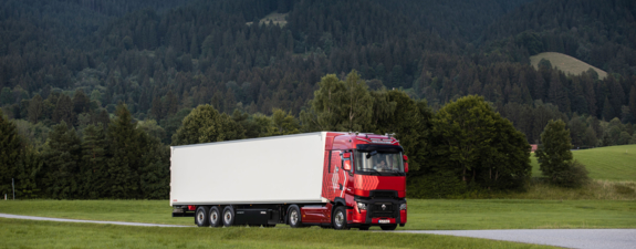 Bluekens-Truck-en-Bus-Renault-Trucks-T-High-artikel-3 Bluekens-Truck-en-Bus-Renault-Trucks-T-High-artikel-3