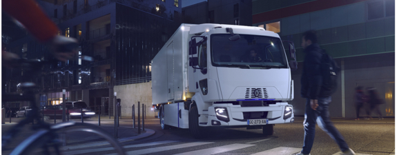 Renault Trucks E-Tech D evening deliveries-header Renault Trucks E-Tech D evening deliveries-header