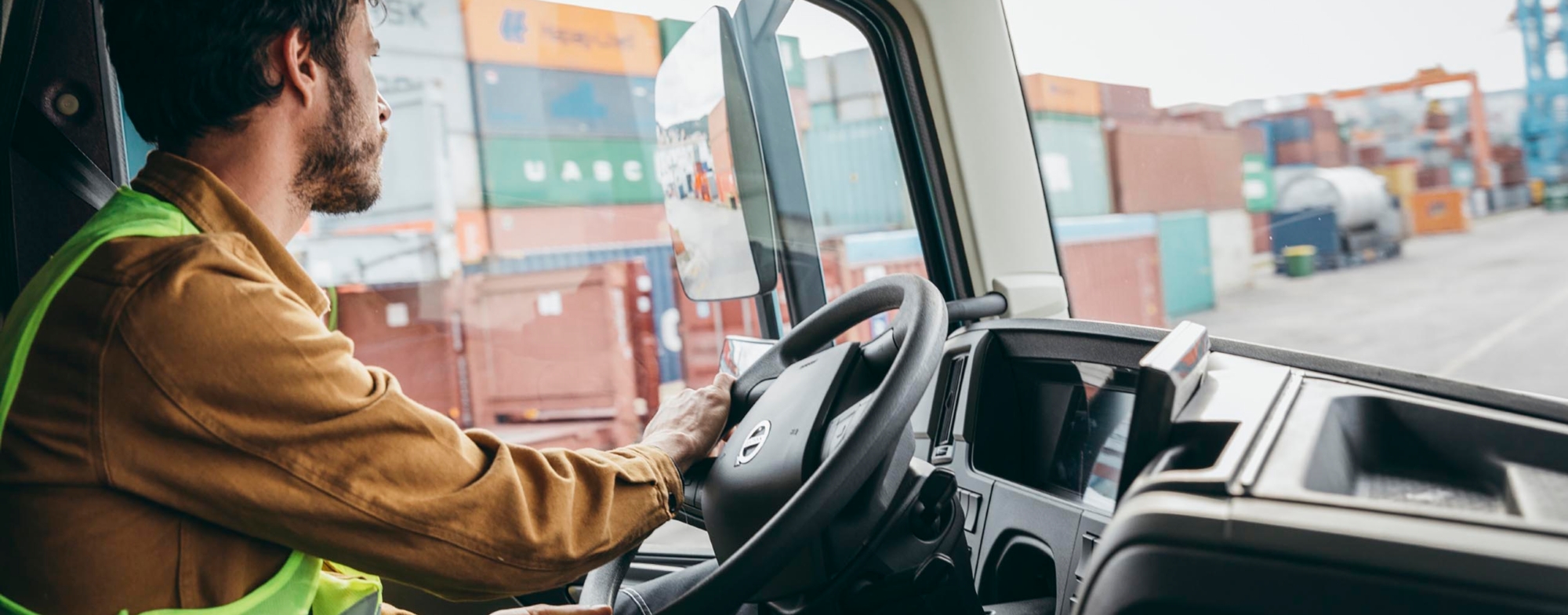 bluekens-volvo-fm-chauffeur bluekens-volvo-fm-chauffeur