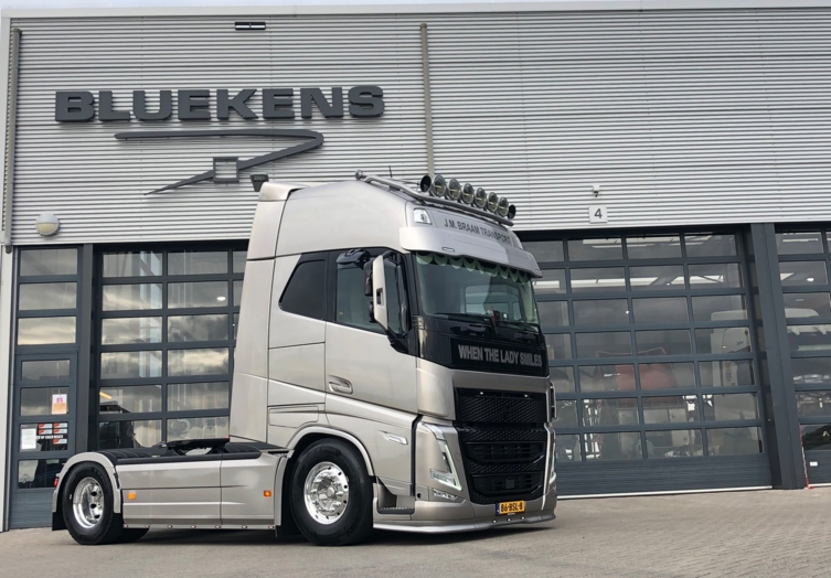 bluekens-volvo-fh-braam