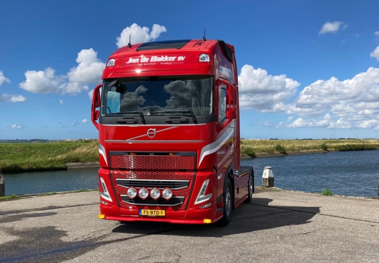 bluekens_volvo_fh_jan_de_bakker_transport