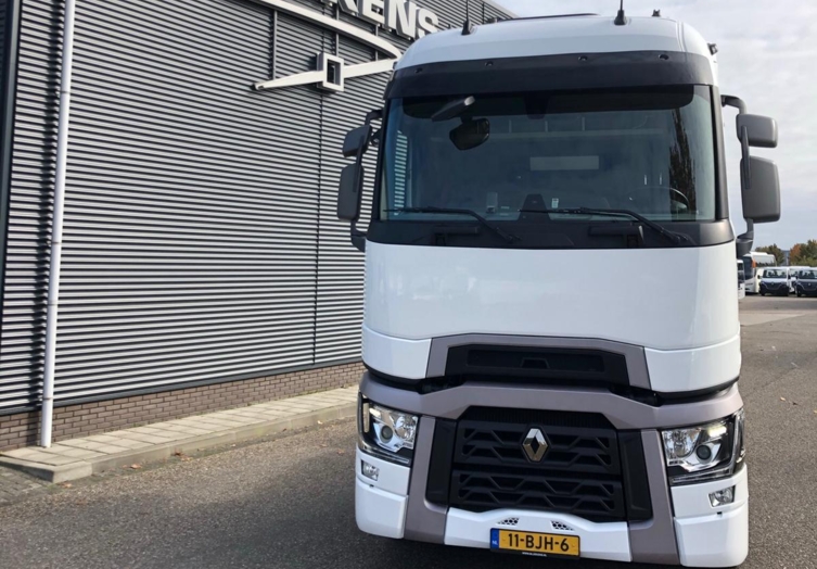 10-2020 WGM Couriers Service de Renault T High