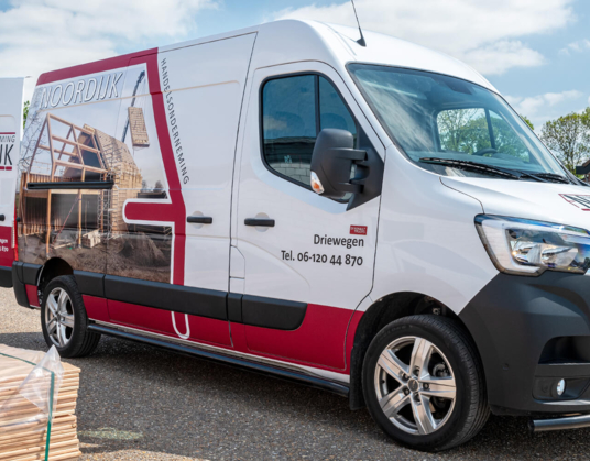 ‘De nieuwe functies van de Renault Master Red EDITION vereenvoudigen ons werk’