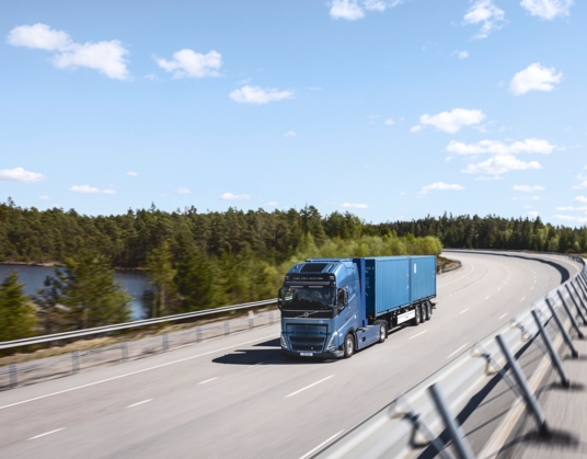 Volvo Trucks begint in 2025 met testen van brandstofceltrucks door klanten