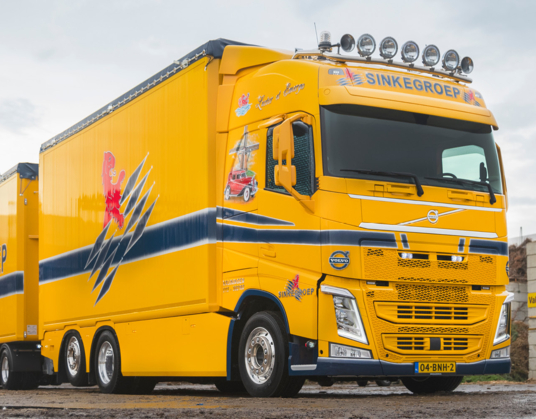 Volvo FH walkingfloor-combinatie voor Sinke Transport