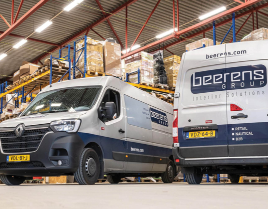 Vier Renault Masters Red EDITION voor Beerens Group