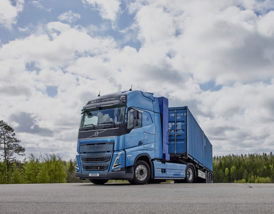 Volvo Trucks komt met nieuwe emissievrije truck met brandstofcellen op waterstof