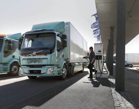 Onderzoek naar routes voor elektrische Volvo-trucks
